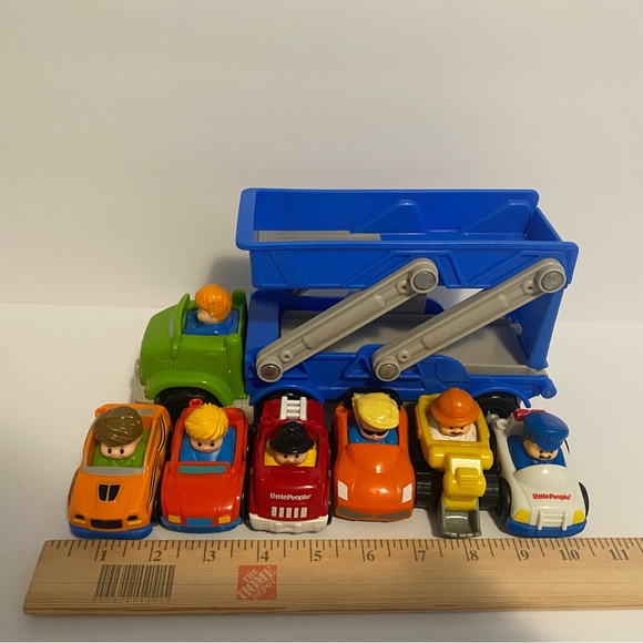 Fisher Price Little People Wheelies Ramp n Go Car Carrier Hauler with 6 Cars - Picture 10 of 10